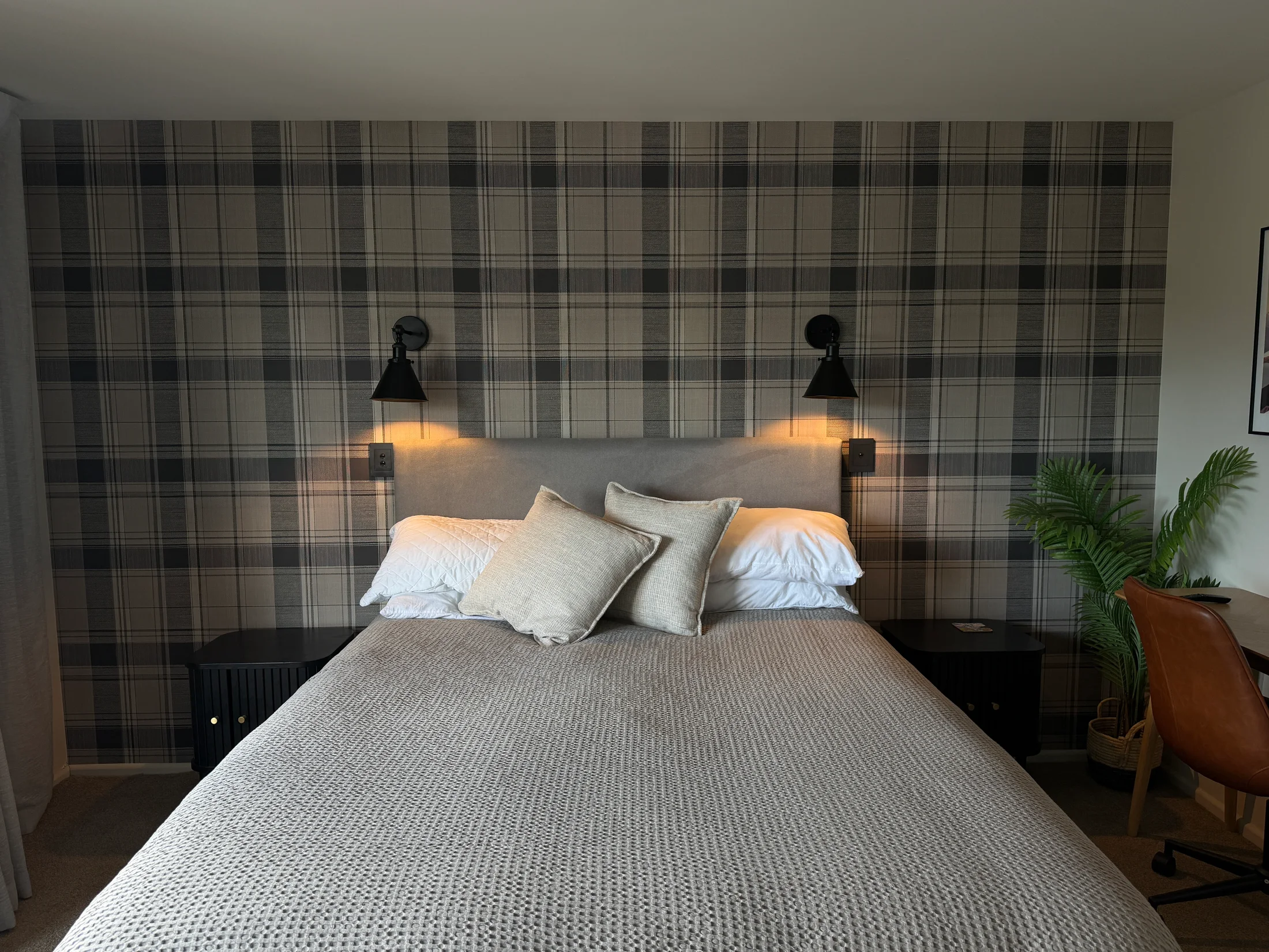 Bedroom, Living Room & Hallway Wallpaper, Wānaka - After 5: Tartan Wallpaper Bedroom Feature Wall Wanaka